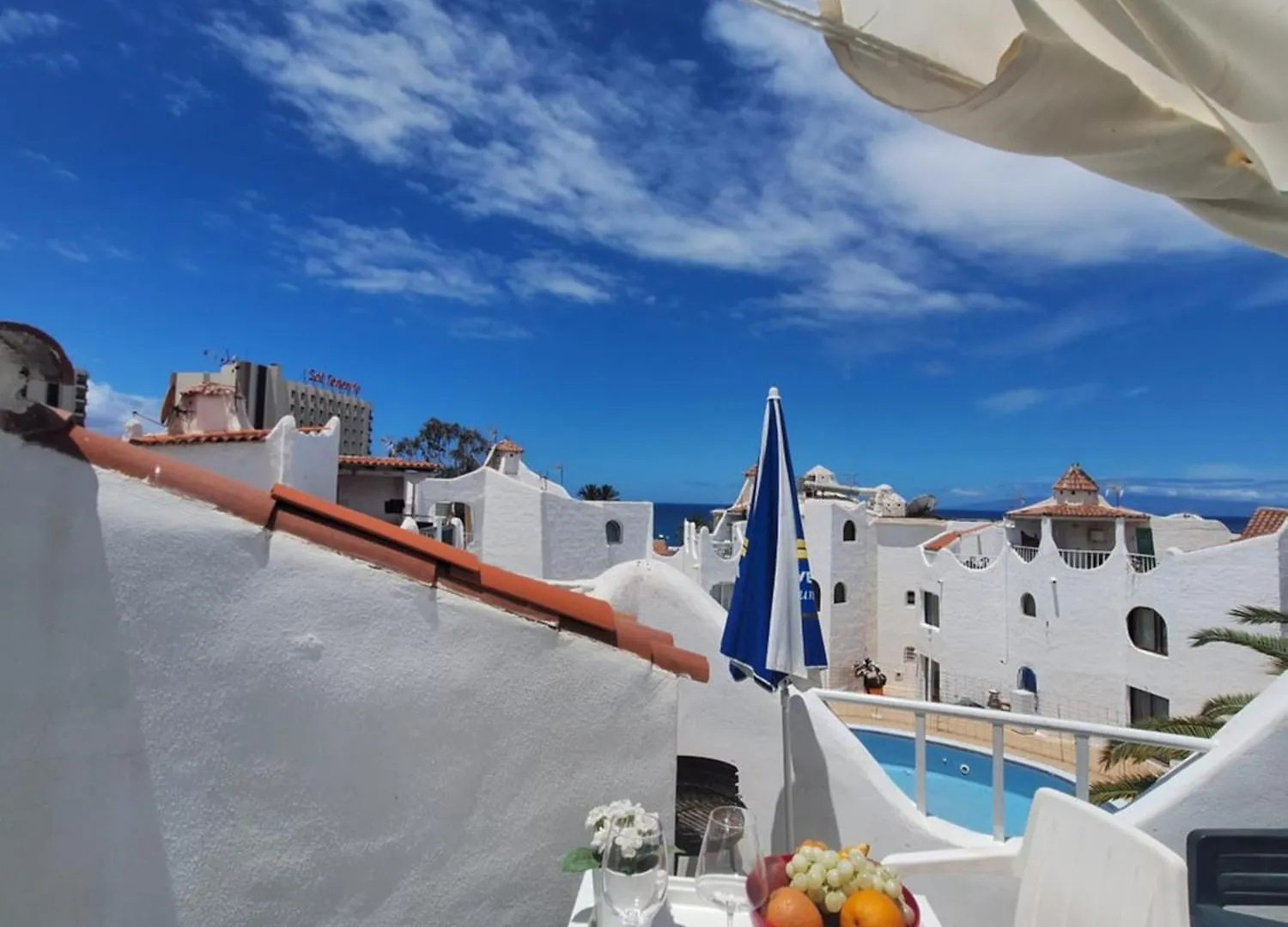 Apartment Wonderful White Appartament In Las Tortugas Playa de las Américas