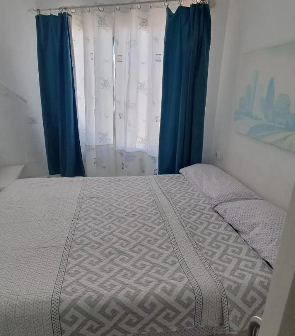 Wonderful White Appartament In Playa Las Americas 플라야데라스아메리카스
